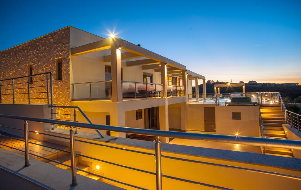 Villa Prigipessa Agia Marina Exterior foto